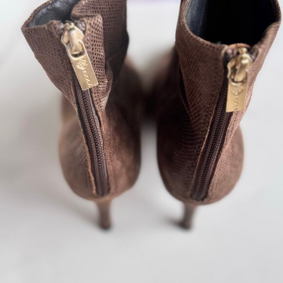 Isola Pisces Ruched Bootie Heels Shimmery Brown Lizard Pattern 9.5 - Picture 7 of 13